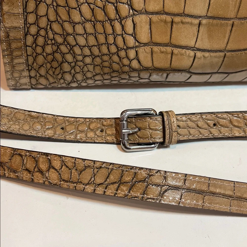 NWT Claudia Firenze Croc Embossed Leather two way carry satchel, crossbody, tote - Picture 10 of 17